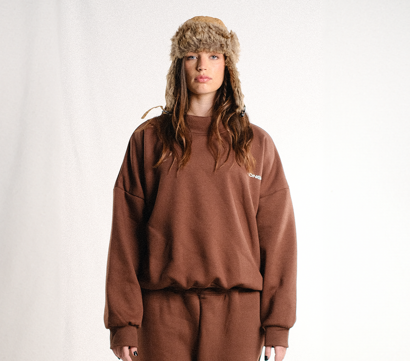 the 'LONG-NECK' crewneck in brown