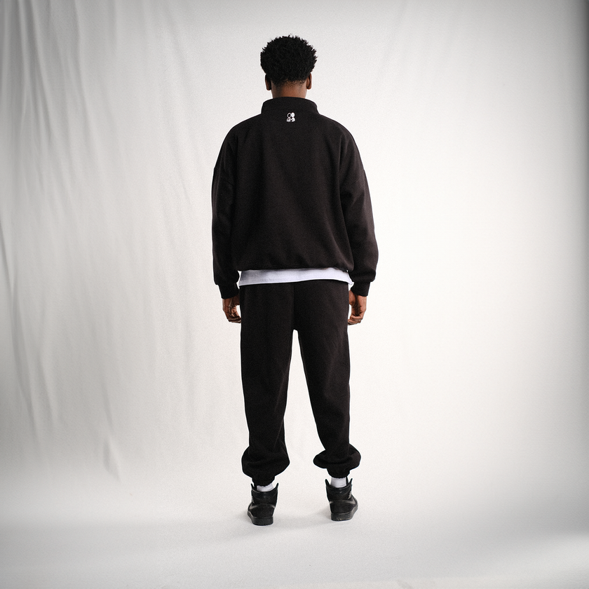 the 'ETERNAL' sweatpants in black