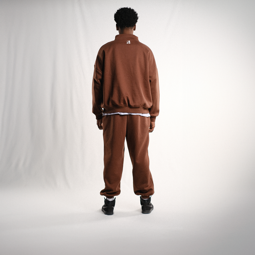 the 'ETERNAL' sweatpants in brown